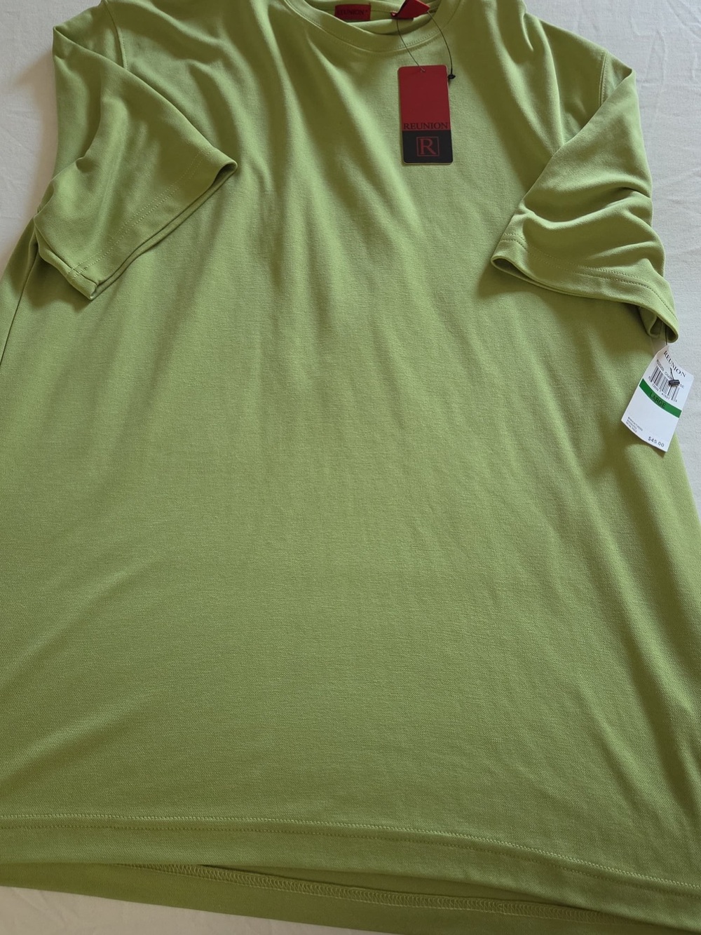 REUNION Men's Short Sleeve Crew Neck Tee in Olive